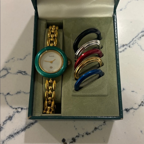 Vintage Gucci Watch - Picture 2 of 8